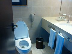 android_upload_pic-广州白云机场雅高铂尔曼大酒店