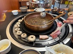 -阿山卓·野生菌火锅·纳西火塘烤肉