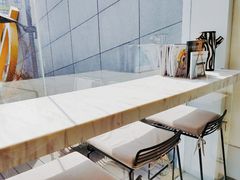 -UNI UNI(环亚凯瑟琳店)