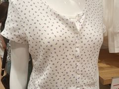 -优衣库(广州番禺万达广场店)