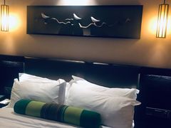 -深圳罗湖东门步行街亚朵X酒店