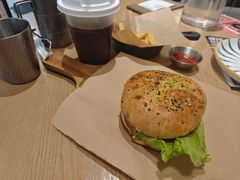 -必胜客(大宁路店)