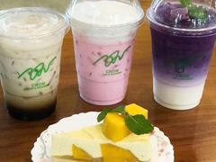 -Chom Cafe and Restaurant