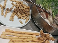 -宴全牛粤来越牛潮汕鲜牛肉火锅(海州万达广场店)