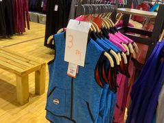 -52camp户外休闲房车装备(北三环路一段店)