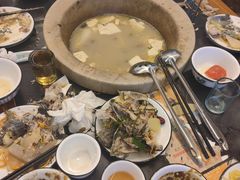 -抚仙湖生态石锅鱼野生菌(告庄店)
