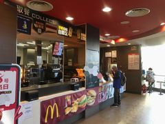 -麦当劳(展览路店)