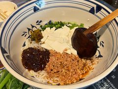 -蜗牛小馆醉乡民谣云南菜(惠新西里店)