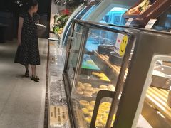 -金滏山烤肉·海鲜·火锅自助餐厅(襄阳万达店)