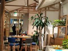 -渝信川菜 · 川味家常菜(财富购物中心店)