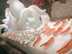 -雍容荟帝王蟹活龙虾展台自助(IFS黑金店)