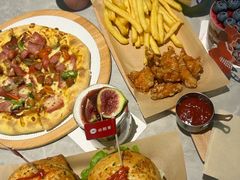 -必胜客(通辽万达店)