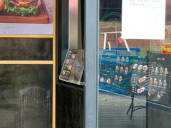 门面-龙治汉堡(中华城店)
