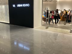 -URBAN REVIVO(西安Momopark店)