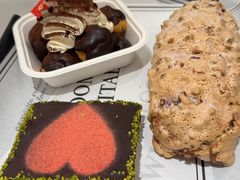 -HOT CRUSH趁热集合·现烤面包(上海环球港店)
