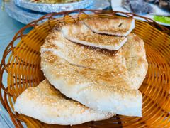 新疆马尔龙烤馕-马尔龙新疆饭店·清真(瑞景店)