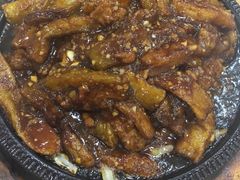 -大鸭梨烤鸭店(金顶街店)