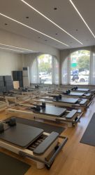 -依灵瑜伽普拉提连锁