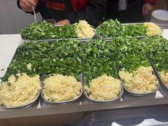 -李记称盘牛杂串串(广厦店)