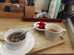 -宥莉·ULLY 痘敏肌•科技皮肤管理中心