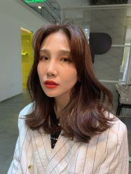-AYO SALON