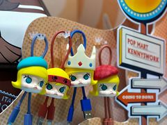 -泡泡玛特POPMART(蓝色港湾店)