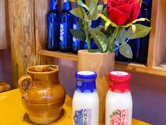 大理土酸奶-民食香·腊排骨野生菌美食(木府店)