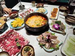 -贵府酸汤牛肉火锅·贵州老字号(飞山街店)