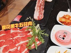 雪花黑牛五花肉-木槿花韩式炭烤·熟成肉工坊(孙文东路店)