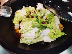 -屯老二农家铁锅炖(奥运村店)