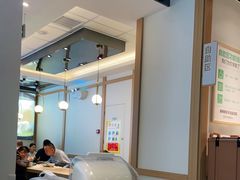 -老乡鸡(上海品尊国际中心店)