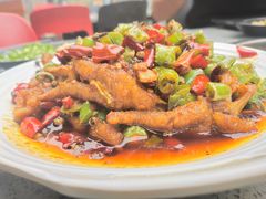 双椒鸡脚-川东长筷子耗儿鱼(万象润街店)