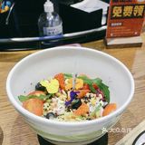 孩子喜欢。适合家庭聚餐。牛排点的招牌，还有披萨