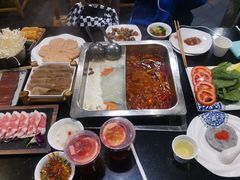 -百年川椒重庆老火锅(光谷店)
