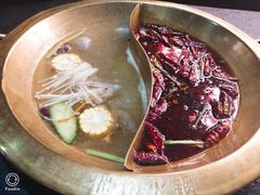 牛杂鸳鸯锅-摇滚火锅