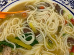 -邱芳粉店(迎宾大道旗舰店)