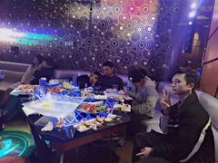 -K+全国连锁KTV(绿地缤纷天地店)