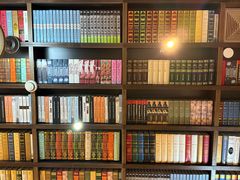 -钟书阁(松江泰晤士小镇店)