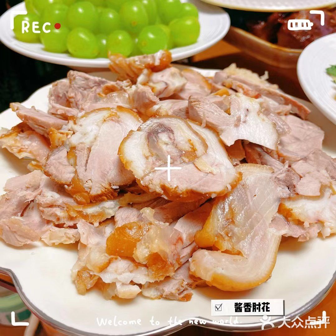与其取悦别人，不如好好爱自己，将生活调成自己喜欢的频道。