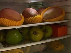 -三亚新鸿港水果一级批发市场