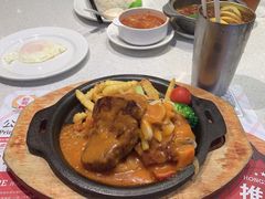 -香港新发烧腊茶餐厅(书城店)