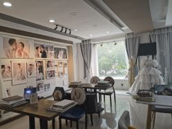 -巴黎时尚婚纱摄影(南汇店)