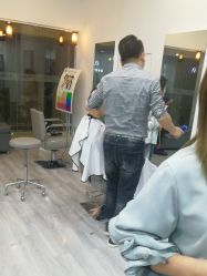 -KIMI HAIR SALON·烫染设计店
