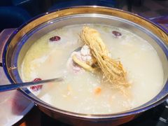 -千岛蚝高压锅生蚝·人参火锅(白云万达店)