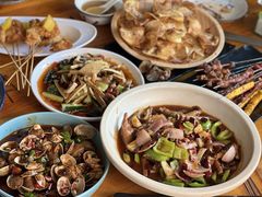 -六福烧烤酒馆(秦隆步行街店)