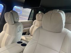 -理想汽车(世纪汇店)