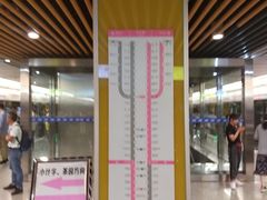 -红土地(地铁站)