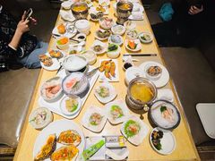 -雍和会海鲜姿造自助(湖东路店)