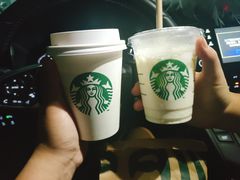 -星巴克(东莞常平富盈广场店)