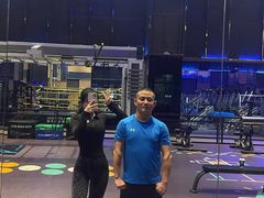 -滨力健身俱乐部